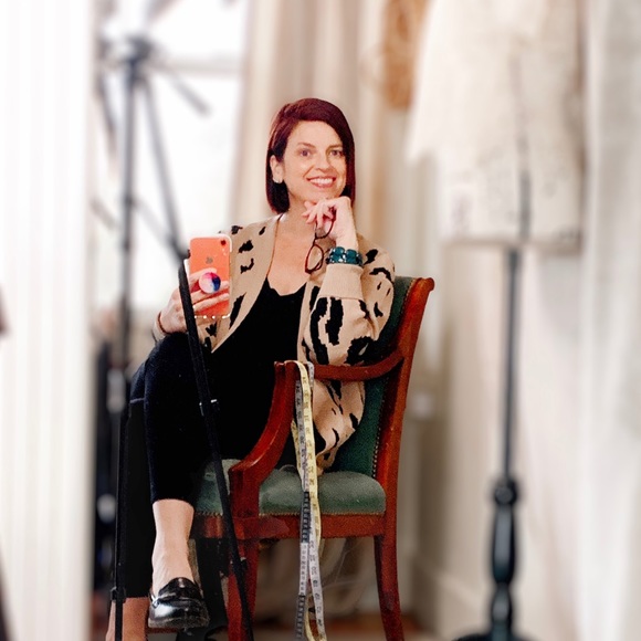 Meet your Posher, Laura - Picture 4 of 7